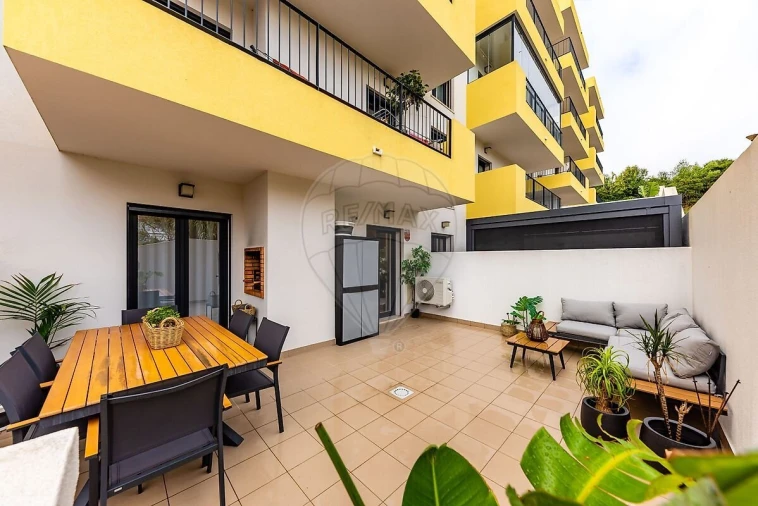 Apartamento T2 para Venda em Rio de Mouro Foto 23