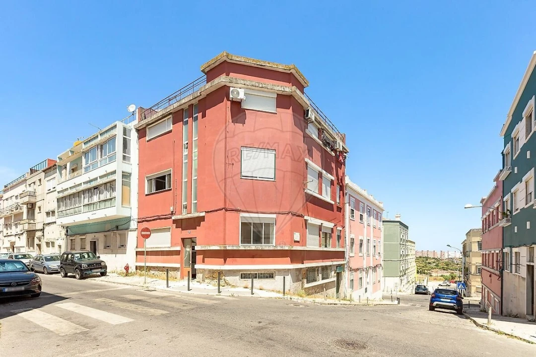 Apartamento T1 para Venda em Beato Foto 27