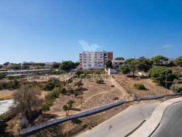 Terreno para Venda em Quarteira
