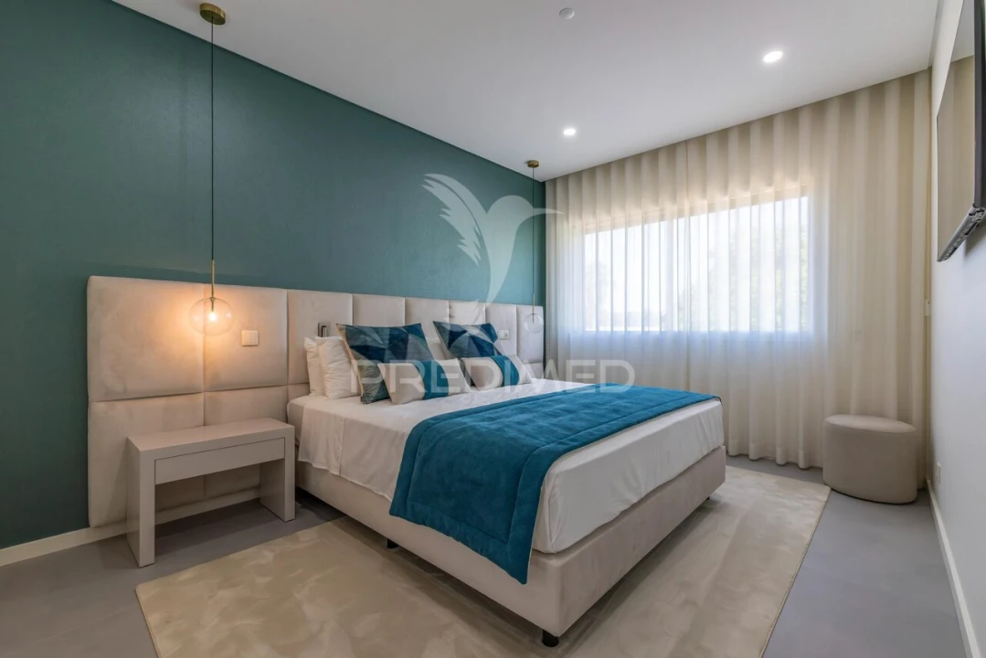 Apartamento T2 para Venda em Quarteira Foto 34