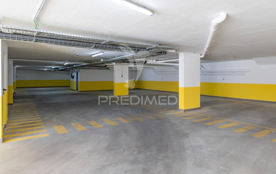 Apartamento T2 para Venda em Quarteira Foto 38