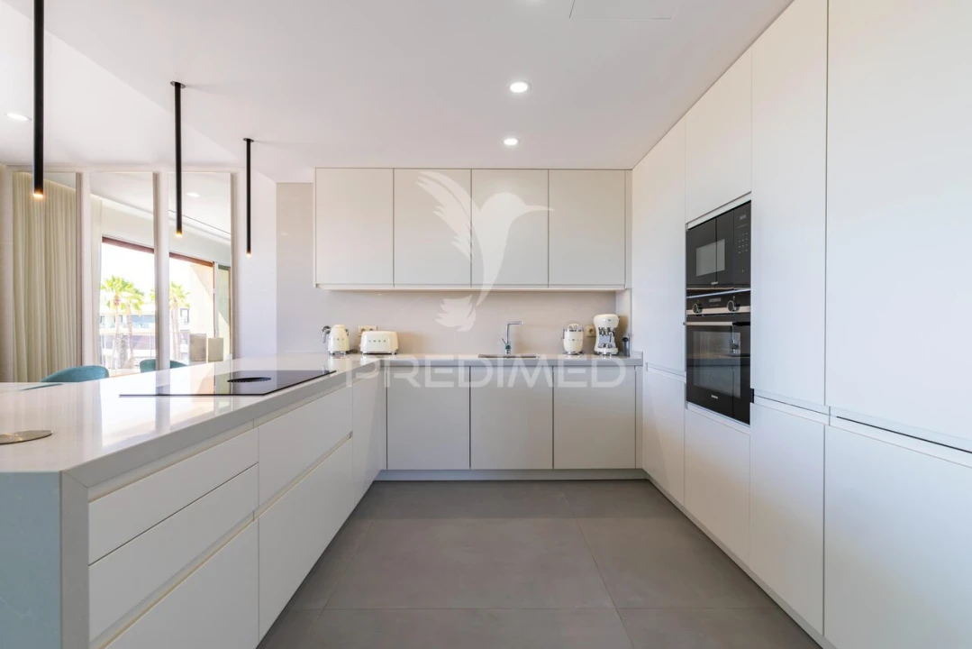Apartamento T2 para Venda em Quarteira Foto 16