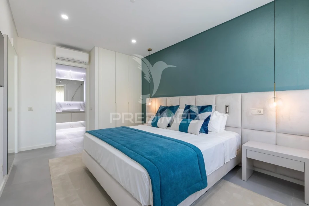 Apartamento T2 para Venda em Quarteira Foto 26
