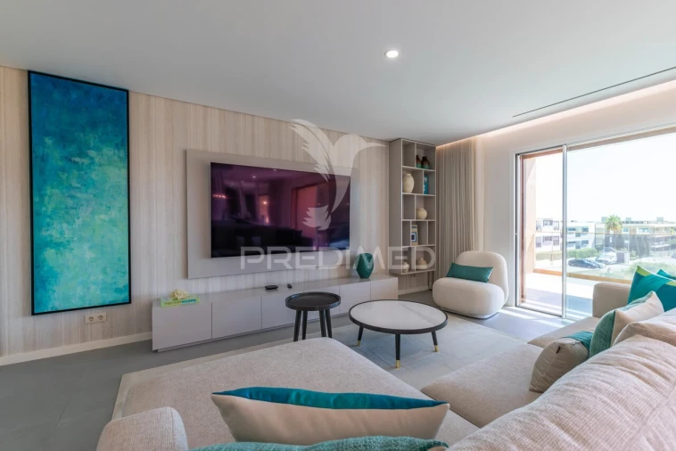 Apartamento T2 para Venda em Quarteira Foto 24