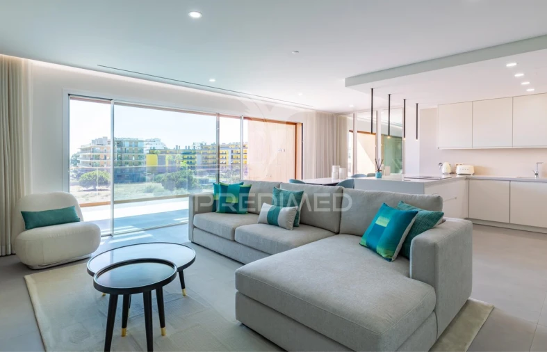 Apartamento T2 para Venda em Quarteira Foto 17
