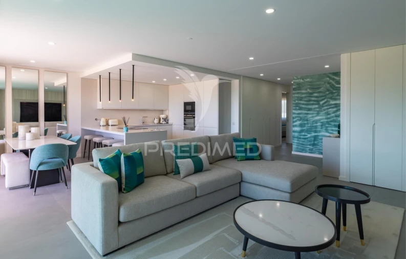 Apartamento T2 para Venda em Quarteira Foto 23