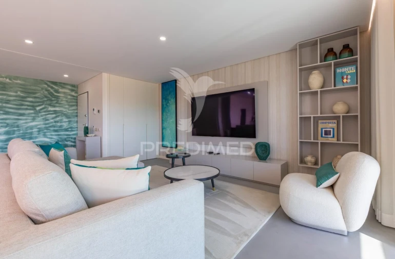 Apartamento T2 para Venda em Quarteira Foto 19