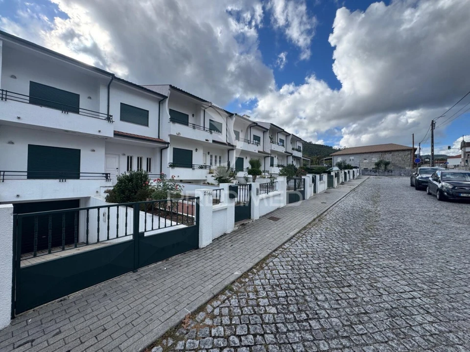 Moradia T3 para Venda em Sande (São Martinho) Foto 9