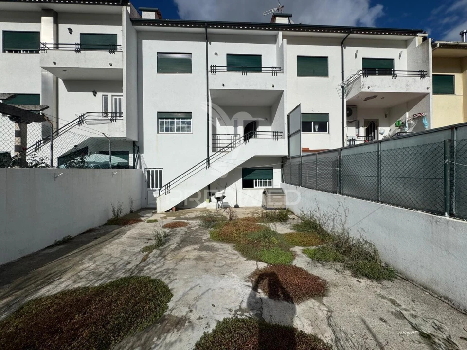 Moradia T3 para Venda em Sande (São Martinho) Foto 29