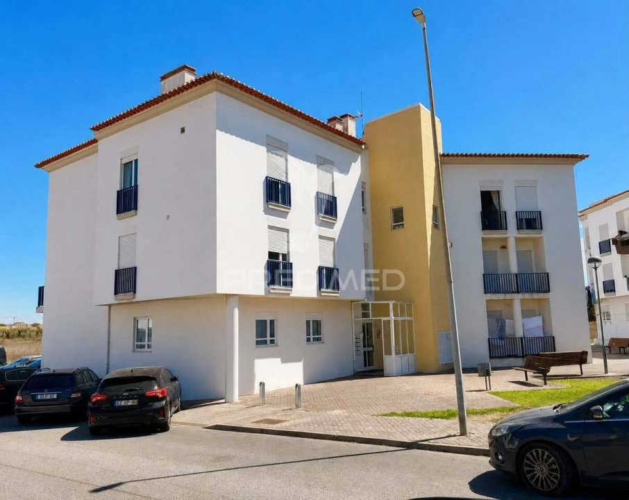 Apartamento T2 para Venda em Sines Foto 20