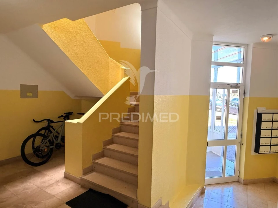 Apartamento T2 para Venda em Sines Foto 18