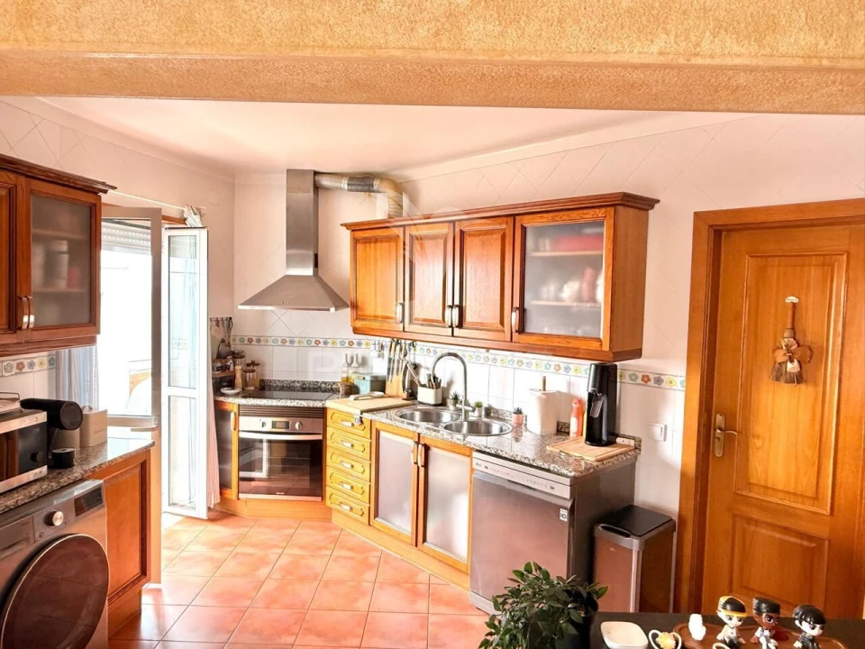 Apartamento T2 para Venda em Sines Foto 5