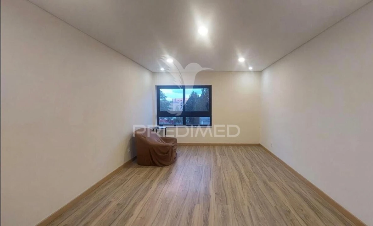 Apartamento T3 para Venda em Ermesinde Foto 3