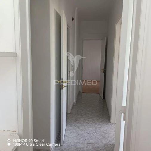 Apartamento T1 para Venda em Agualva e Mira-Sintra Foto 5