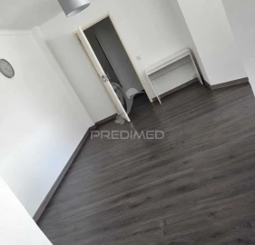 Apartamento T3 para Venda em Sé e São Lourenço
