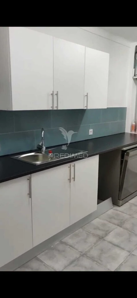Apartamento T3 para Venda em Sé e São Lourenço
