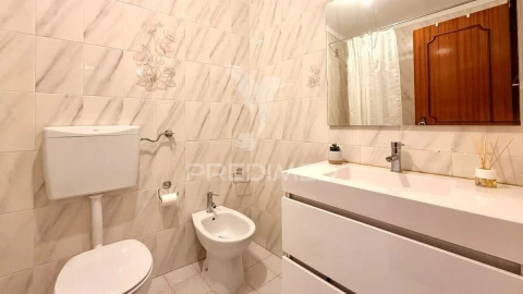 Apartamento T2 para Venda em Moita