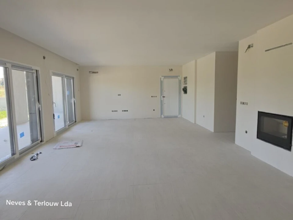 Moradia T3 para Venda em Souto da Carpalhosa e Ortigosa Foto 8