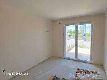 Moradia T3 para Venda em Souto da Carpalhosa e Ortigosa