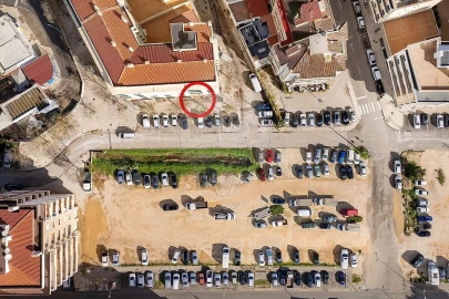 Loja para Venda em Lagos (São Sebastião e Santa Maria)