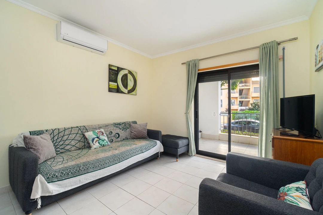 Apartamento T1 para Venda em Albufeira e Olhos de Água Foto 6