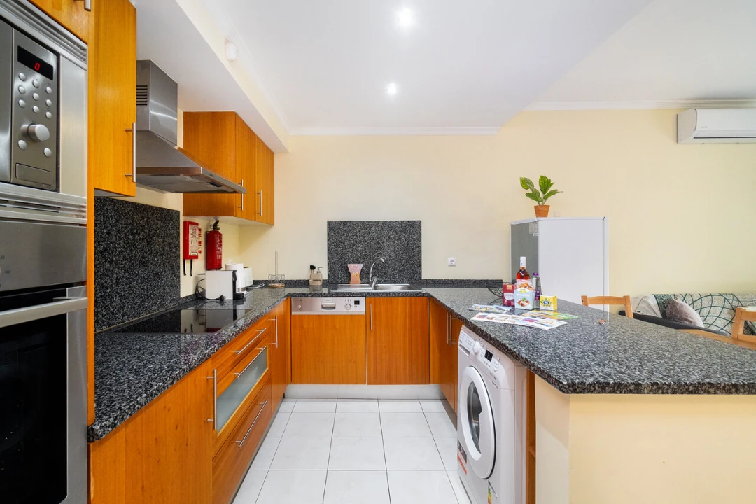 Apartamento T1 para Venda em Albufeira e Olhos de Água Foto 8