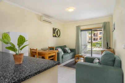 Apartamento T1 para Venda em Albufeira e Olhos de Água