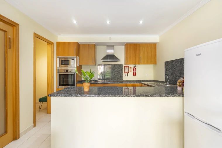 Apartamento T1 para Venda em Albufeira e Olhos de Água Foto 8