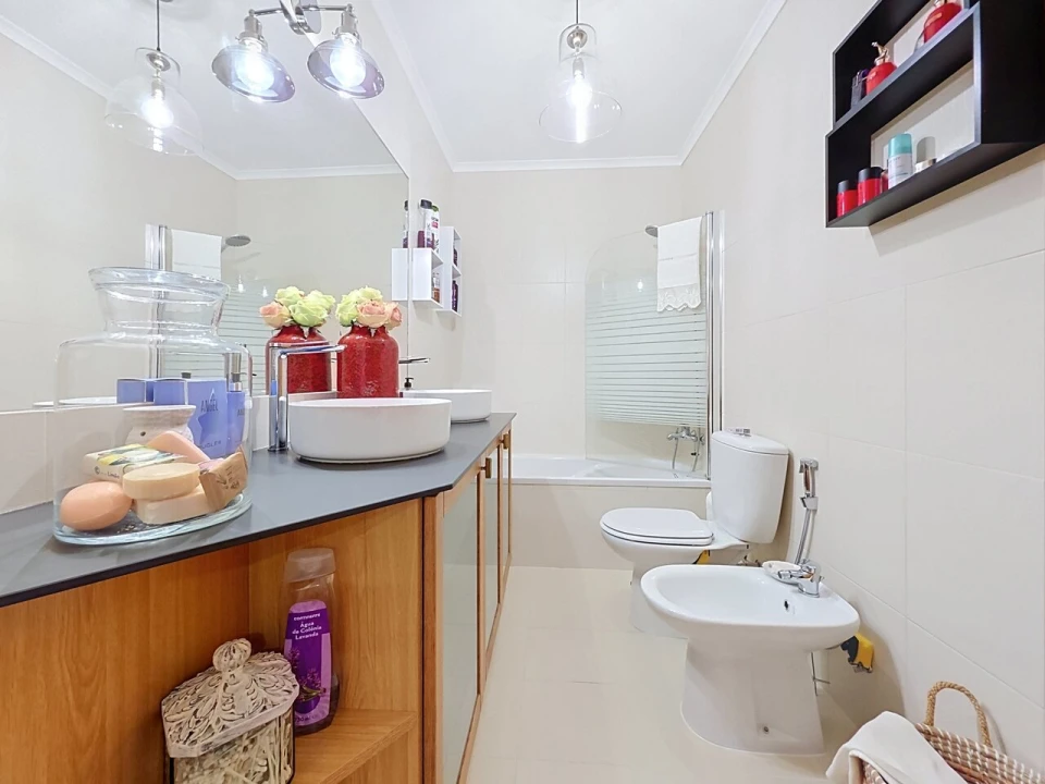 Apartamento T2 para Venda em Portimão Foto 10