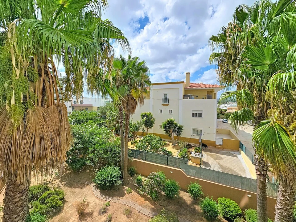 Apartamento T2 para Venda em Portimão Foto 12