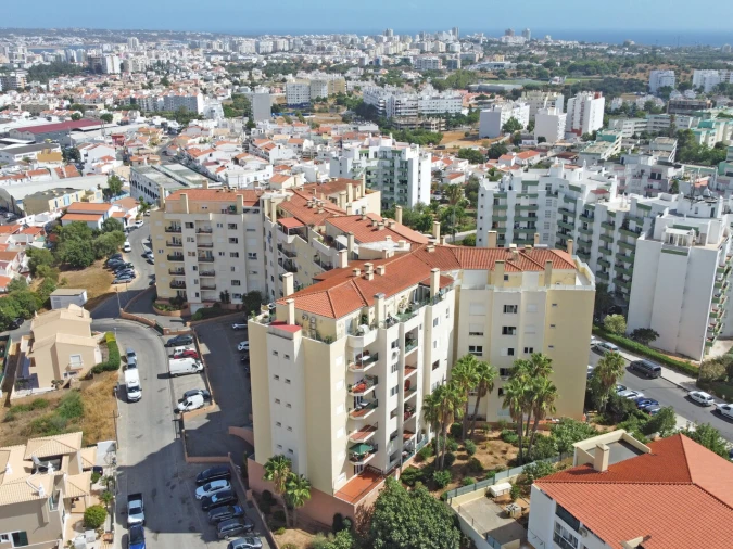 Apartamento T2 para Venda em Portimão Foto 5