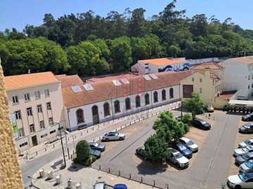 Escritório para Arrendamento em Sé Nova, Santa Cruz, Almedina e São Bartolomeu