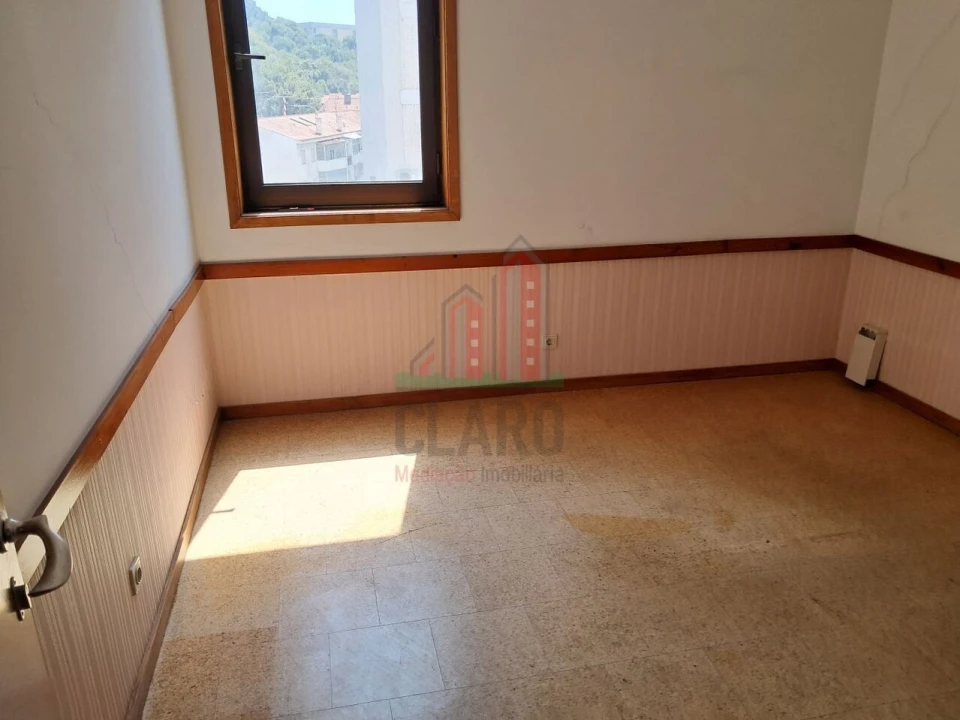 Escritório para Arrendamento em Sé Nova, Santa Cruz, Almedina e São Bartolomeu Foto 10