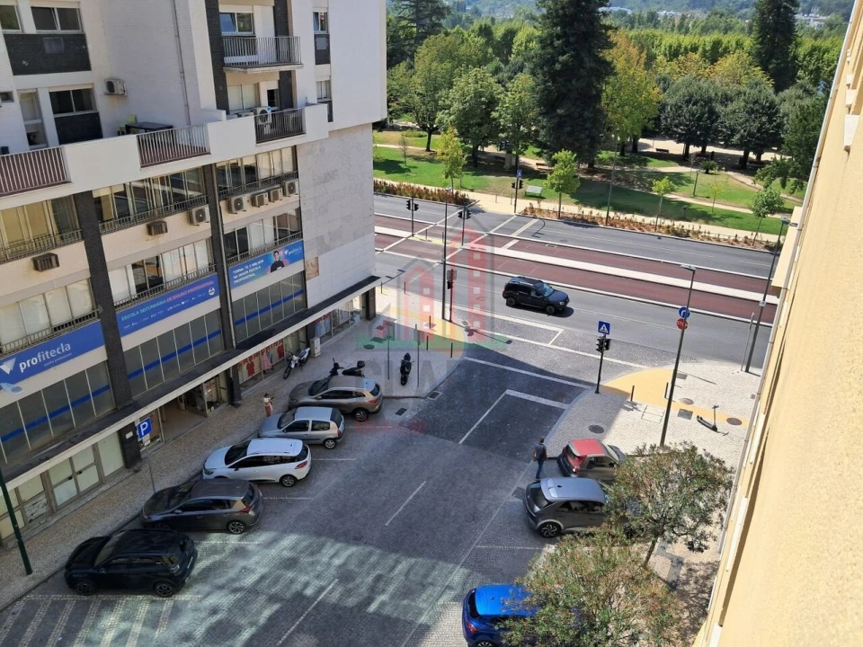 Escritório para Arrendamento em Sé Nova, Santa Cruz, Almedina e São Bartolomeu Foto 5