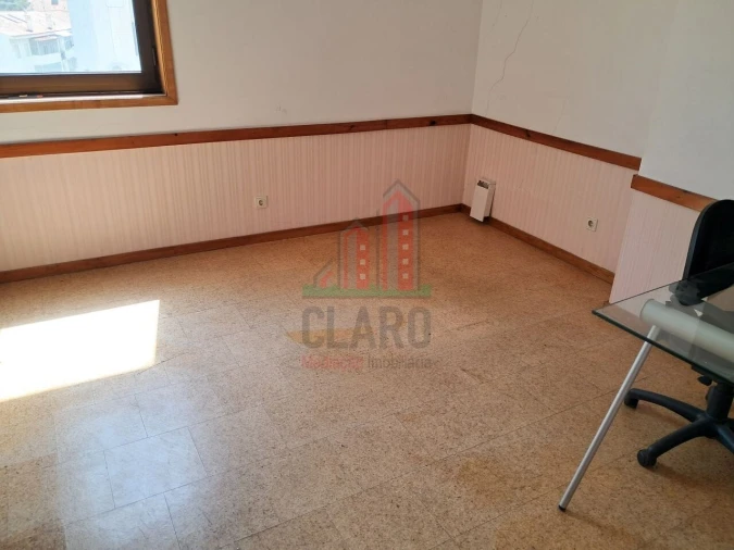 Escritório para Arrendamento em Sé Nova, Santa Cruz, Almedina e São Bartolomeu Foto 9