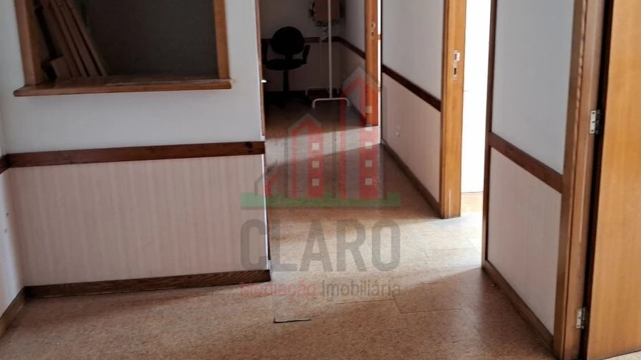 Escritório para Arrendamento em Sé Nova, Santa Cruz, Almedina e São Bartolomeu