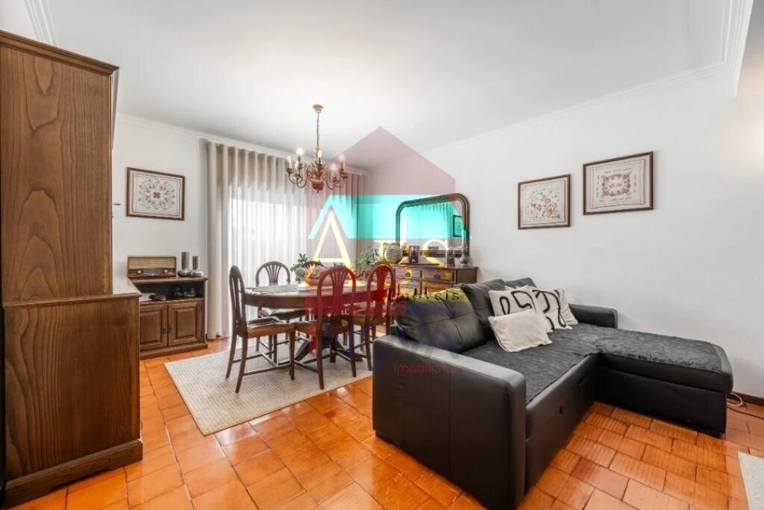 Apartamento T2 para Venda em Vila Verde e Barbudo Foto 5