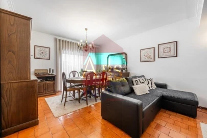 Apartamento T2 para Venda em Vila Verde e Barbudo