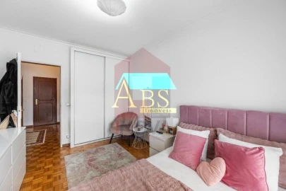 Apartamento T2 para Venda em Vila Verde e Barbudo