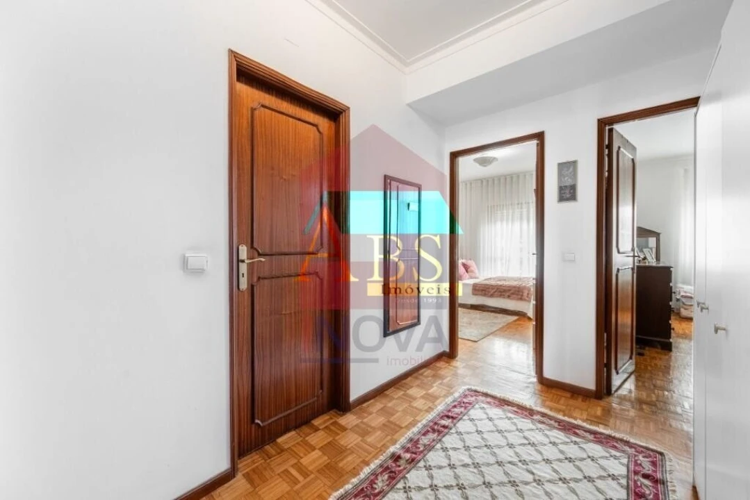 Apartamento T2 para Venda em Vila Verde e Barbudo Foto 14