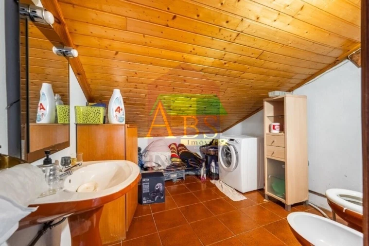 Apartamento T2 para Venda em Vila Verde e Barbudo Foto 17