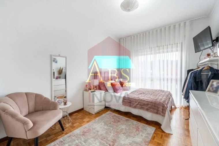 Apartamento T2 para Venda em Vila Verde e Barbudo Foto 11