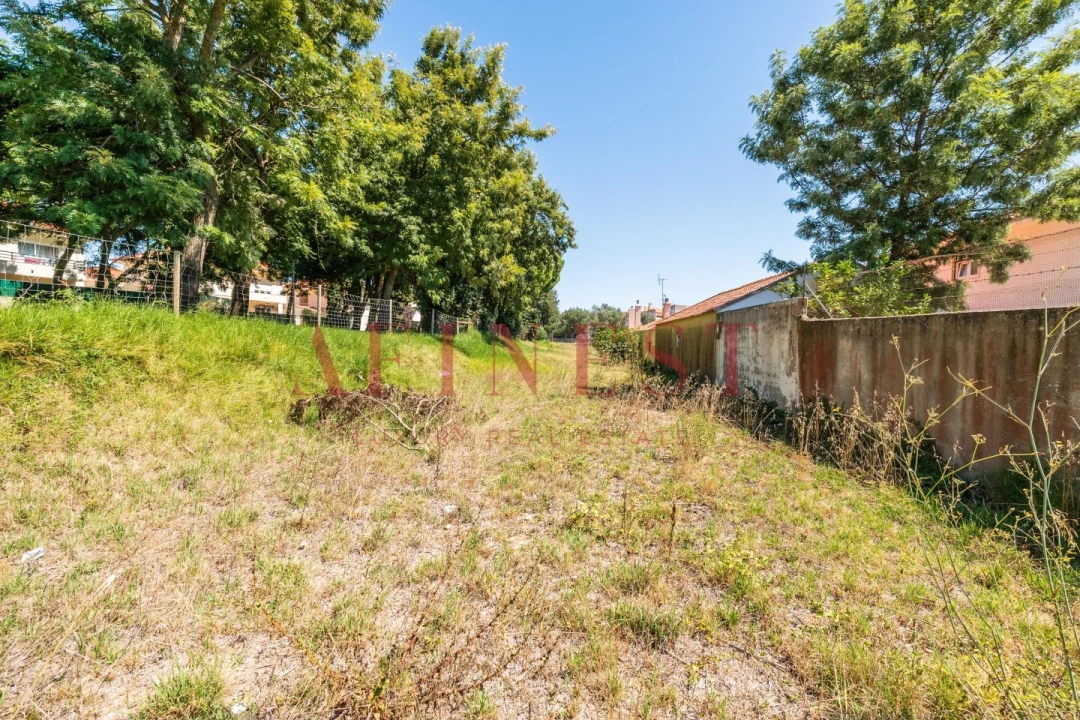 Terreno para Venda em São Domingos de Rana Foto 6