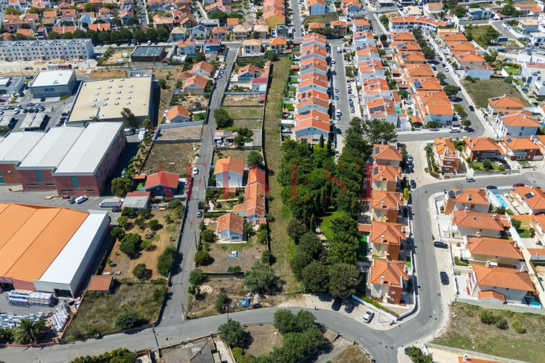 Terreno para Venda em São Domingos de Rana Foto 17