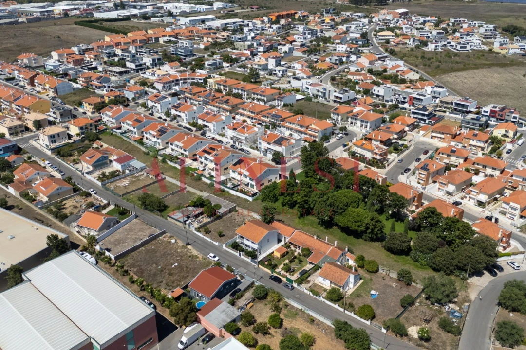 Terreno para Venda em São Domingos de Rana Foto 18