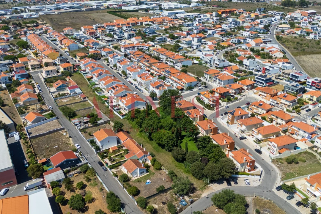 Terreno para Venda em São Domingos de Rana Foto 19