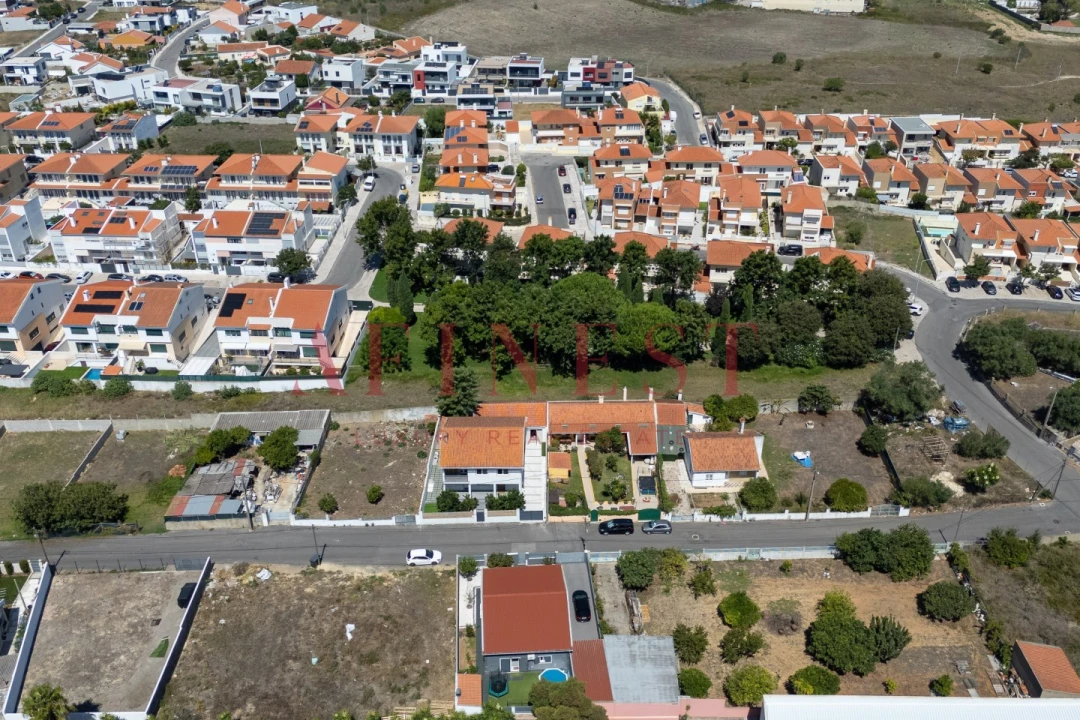 Terreno para Venda em São Domingos de Rana Foto 22