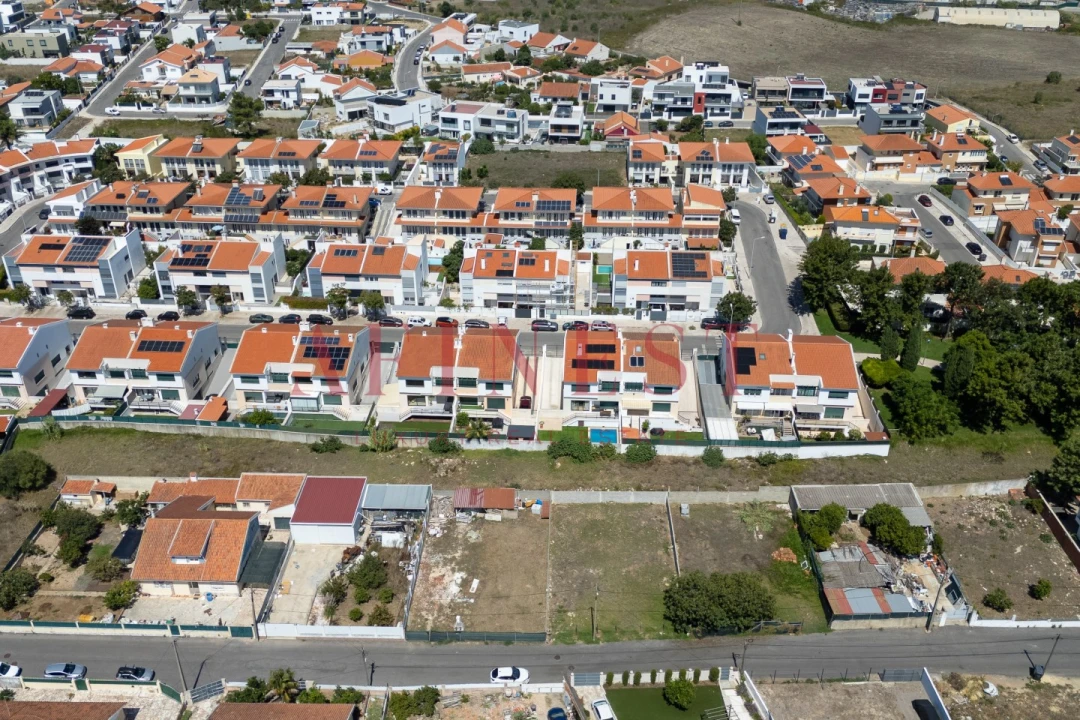 Terreno para Venda em São Domingos de Rana Foto 23