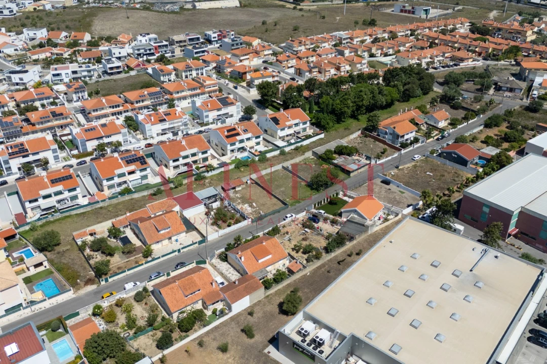 Terreno para Venda em São Domingos de Rana Foto 24