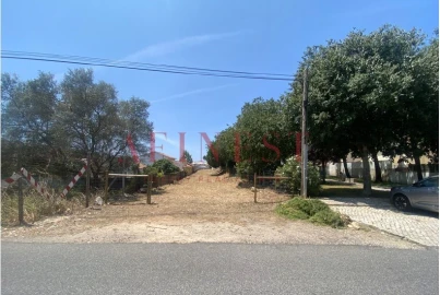 Terreno para Venda em São Domingos de Rana